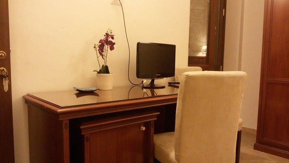 Mrs Julie Guesthouse Rome Room photo